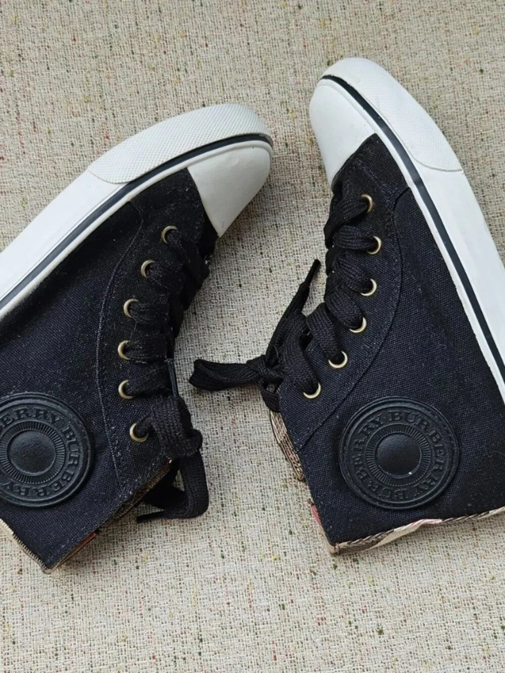 Burberry Kids Shoes High Top Lace Up Sneaker Black Size 32 Authentic